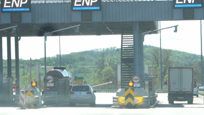 POČELA NAPLATA PUTARINE I NA NOVOJ DEONICI AUTO-PUTA: Od Beograda do Požege 780 dinara
