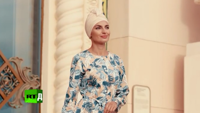 DOKUMENTARNI RUSKI FILM: MODA SA ČEČENSKIM KARAKTEROM