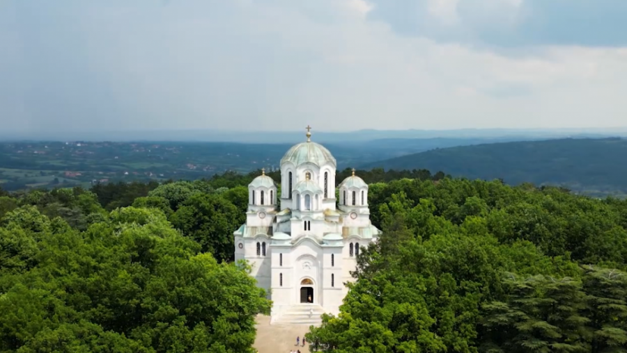 DOŽIVITE TOPOLU: Spoj istorije,tradicije i kulture u srcu Šumadije