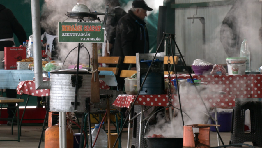 FESTIVAL HURKE I KOBASICE u Adorjanu, u subotu, 29. novembra