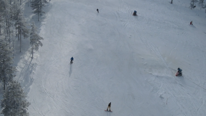 POČELA SKI-SEZONA NA STAZI CRNI VRH: Divčibare ski-resort spremno dočekuje skijaše i bordere