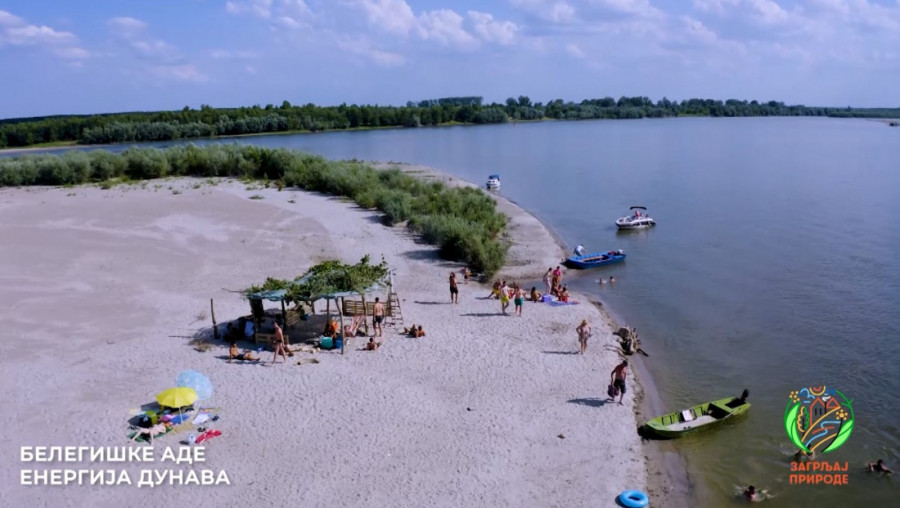 NEĆETE POVEROVATI, ALI OVA PEŠČANA PLAŽA SA DIVLJIM KONJIMA NALAZI SE U SRBIJI