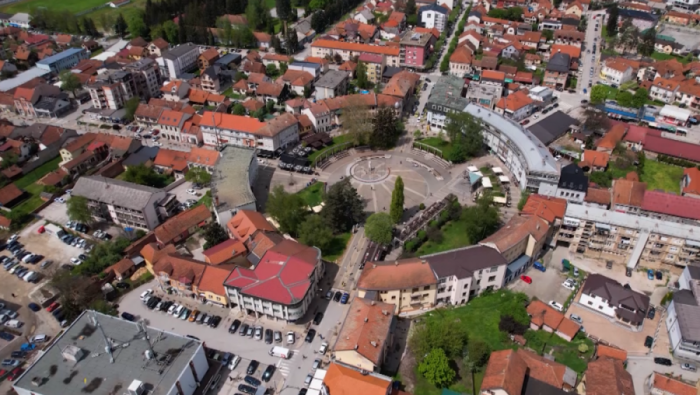 PRIČE IZ LOBIJA u hotelu Požega