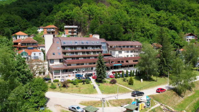 HOTEL GEJZER u serijalu "Priče iz lobija"