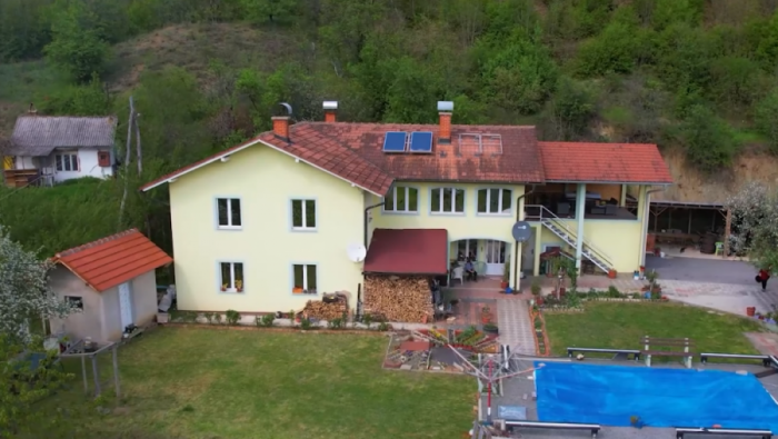 DOMAĆINSTVO PAVLOVIĆ IZ RUDNE GLAVE u serijalu "Lepše od Pariza"