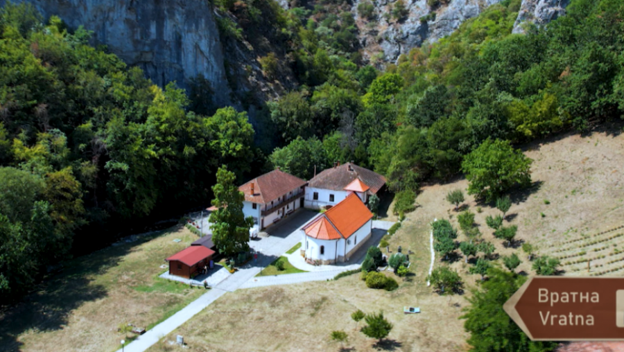 ČUVAR ČUDOTVORNE IKONE - Manastir Vratna u emisiji "Putokaz"