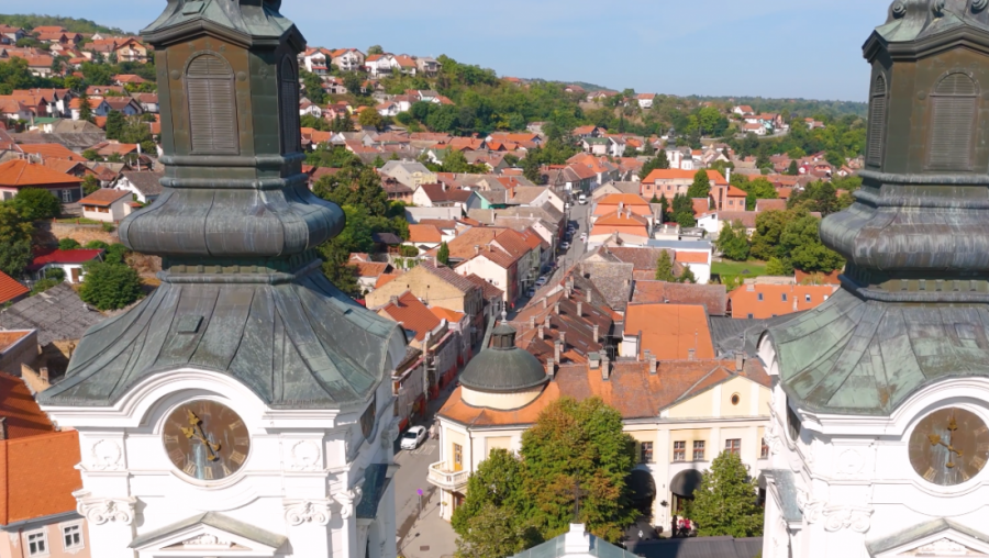 SREMSKI KARLOVCI OTVARAJU VRATA TURISTIMA SA DUNAVA: Prvi kruzeri stižu 2026. godine