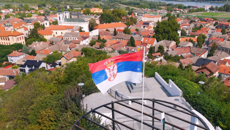 KULTURISTA NA GROŽĐEBALU: Nova priča iz Sremskih Karlovaca