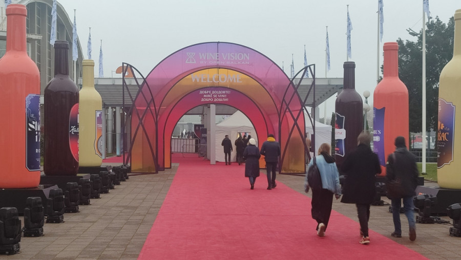 DODELJENE NAGRADE NA VINSKOJ VIZIJI OTVORENOG BALKANA: Ovo su dobitnici u 12 kategorija