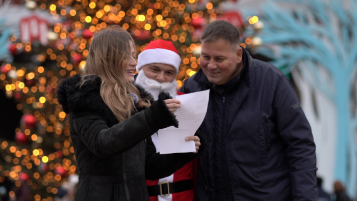 KO VIŠE VERUJE U DEDA MRAZA? Novo takmičenje Ane i Andreje u prazničnoj BT reportaži