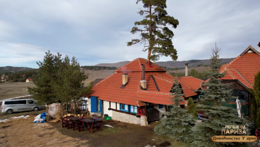 DOMAĆINSTVO „U DRVO“ – autentičan zlatiborski smeštaj u zagrljaju prirode