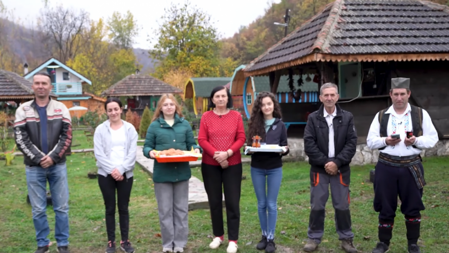 ČKAJIN MALI RAJ u novoj epizodi serijala "Lepše od Pariza"