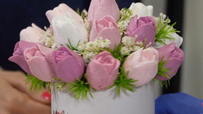 SRBIJA RADI, SRBIJA SE GRADI u epizodi: "Buketi cveća od sapuna, Bisenija Bisa Nedić, naselje Braće Jerković"