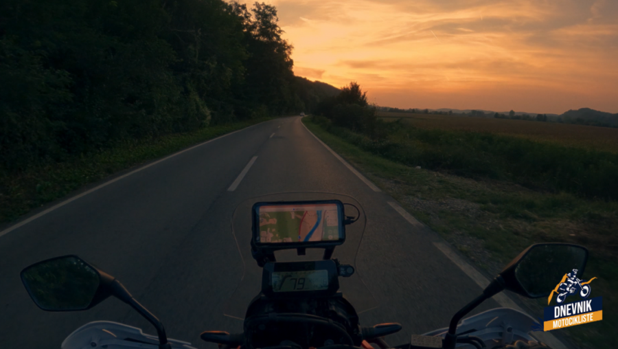 DNEVNIK MOTOCIKLISTE: Reka Una