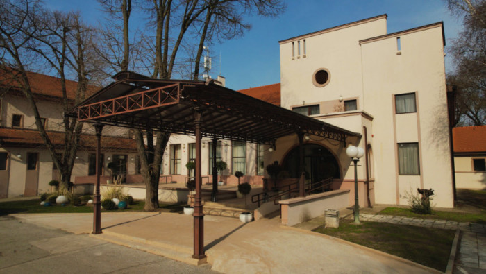 ZOBNATICA RIZORT u novoj epizodi serijala "Priče iz lobija"