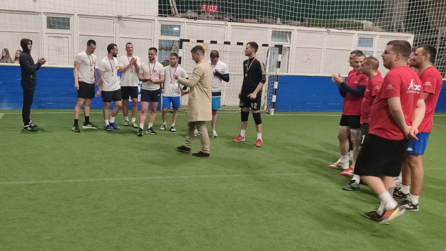 HUMANOST JE PONOVO POBEDILA: Veliki broj učesnika na turniru u malom fudbalu "Srcem na teren"