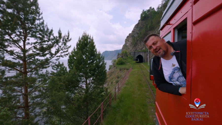 KULTURISTA NA TRANSSIBIRSKOJ ŽELEZNICI: Upoznajte Bajkalsko jezero iz voza